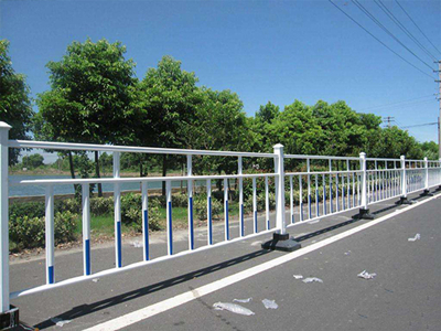 道路护栏